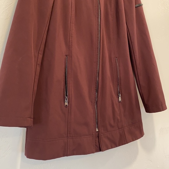 ANDREW MARC water resistant coat - Picture 2 of 12